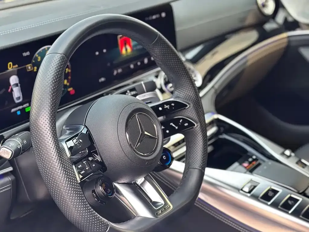 Mercedes-Benz AMG GT — фото 7