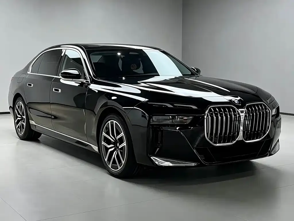 BMW 7 Series — фото 4