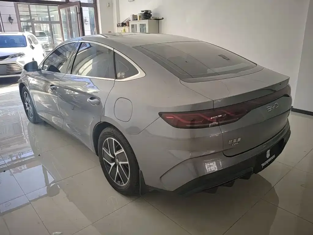 BYD Qin L — фото 7