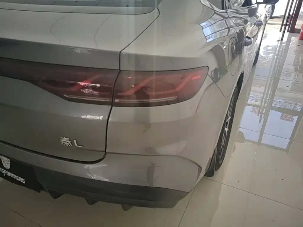 BYD Qin L — фото 6