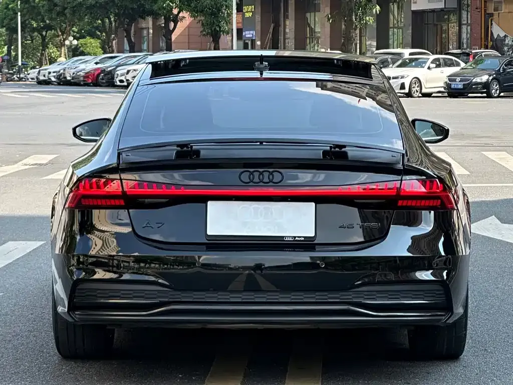 Audi A7 — фото 4