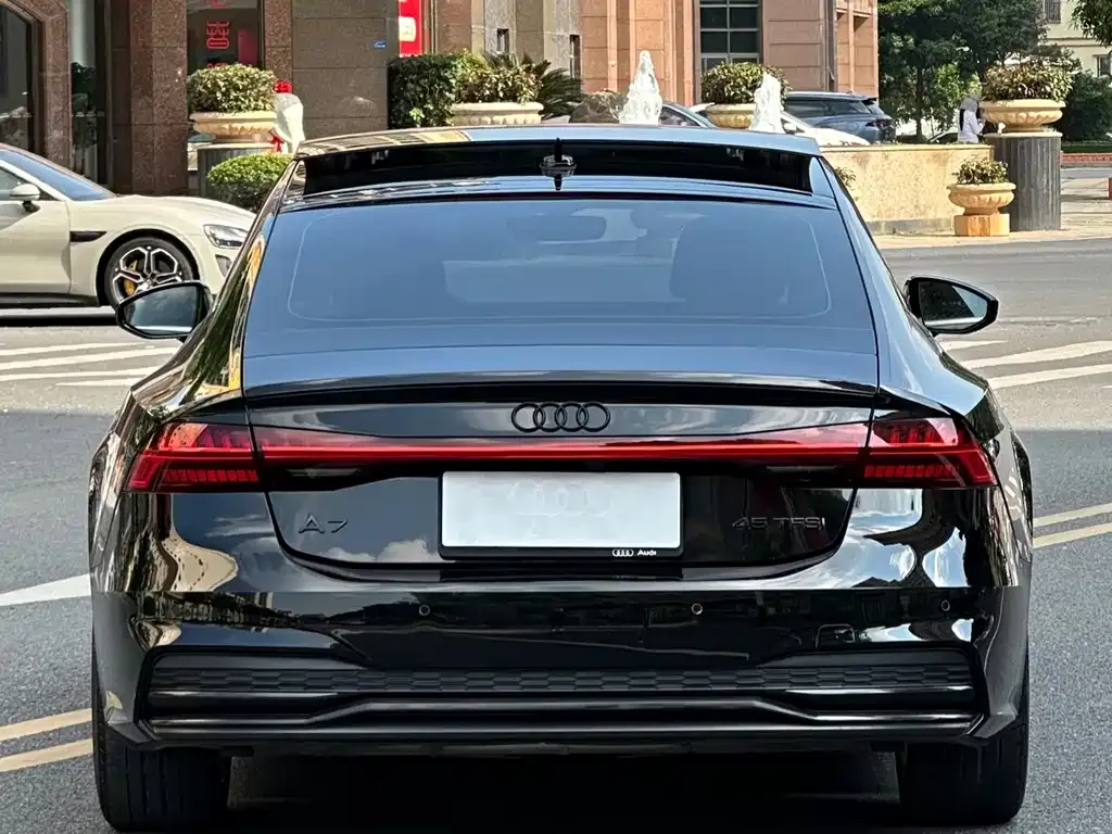 Audi A7 — фото 5