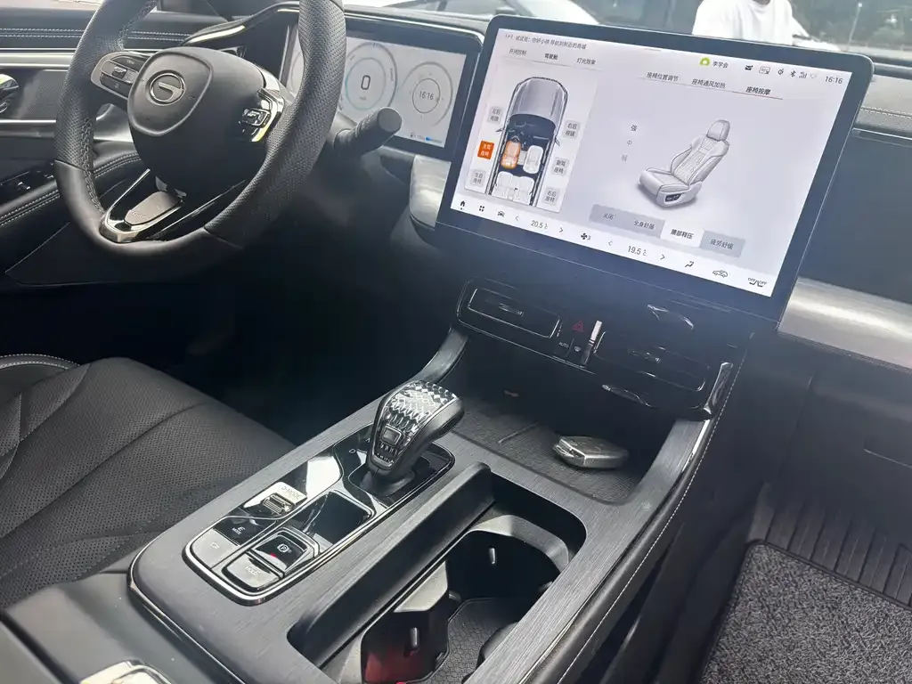 GAC Motor Trumpchi ES9 — фото 9