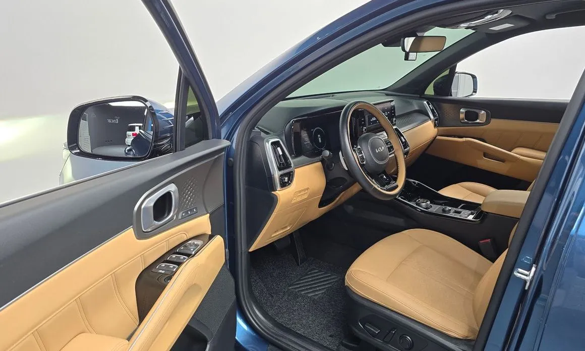 Kia Sorento — фото 8