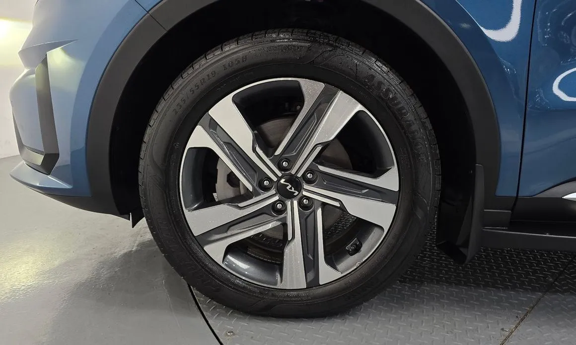 Kia Sorento — фото 5