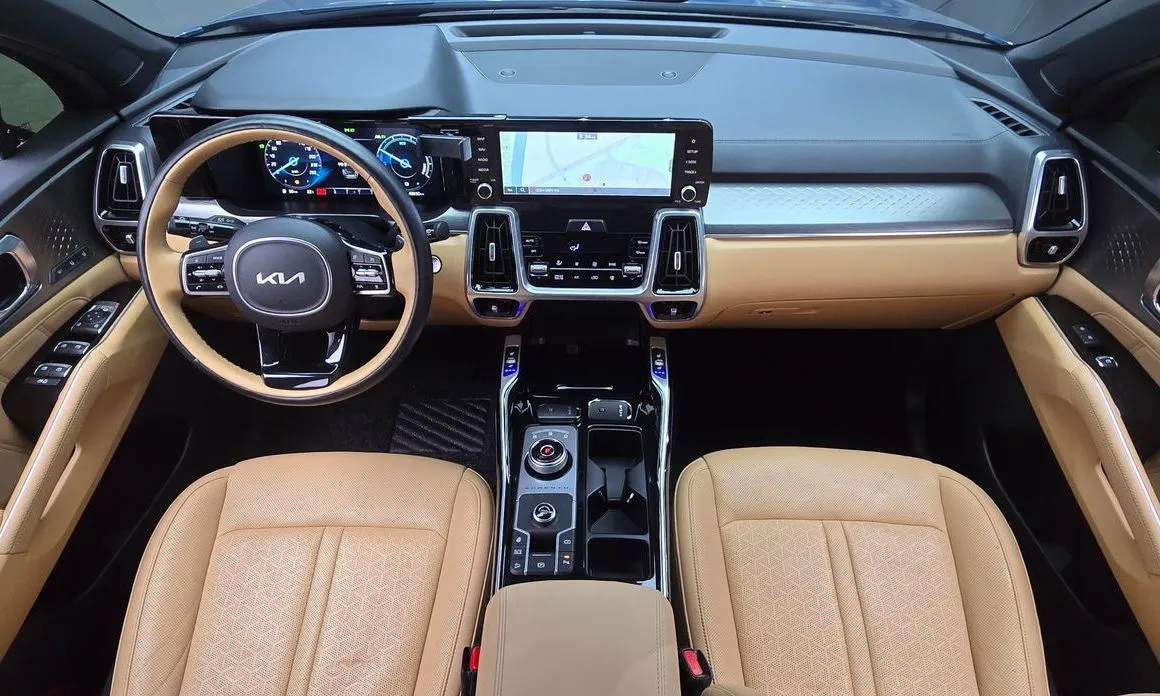 Kia Sorento — фото 7