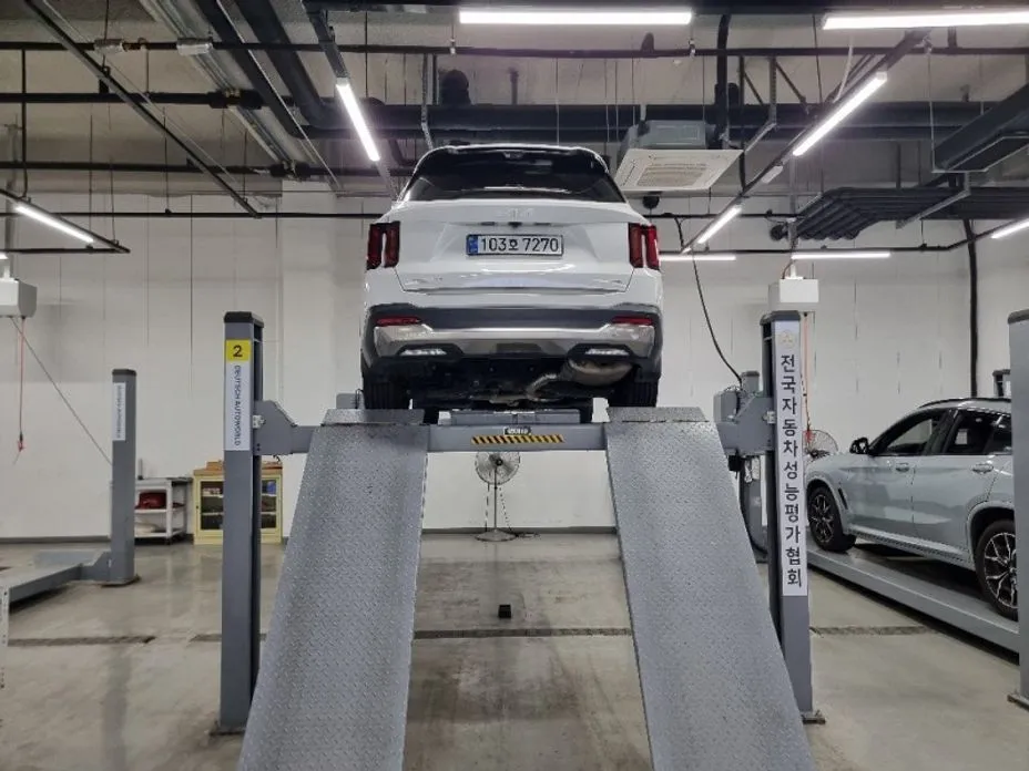 Kia Sorento — фото 2