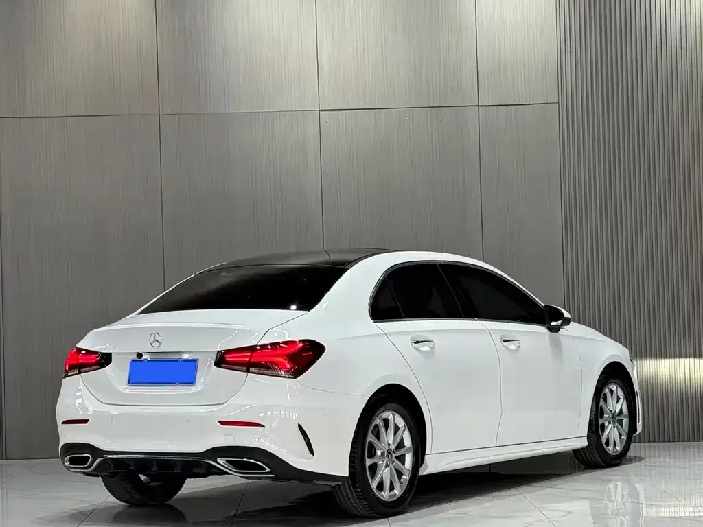 Mercedes-Benz A-Class — фото 10