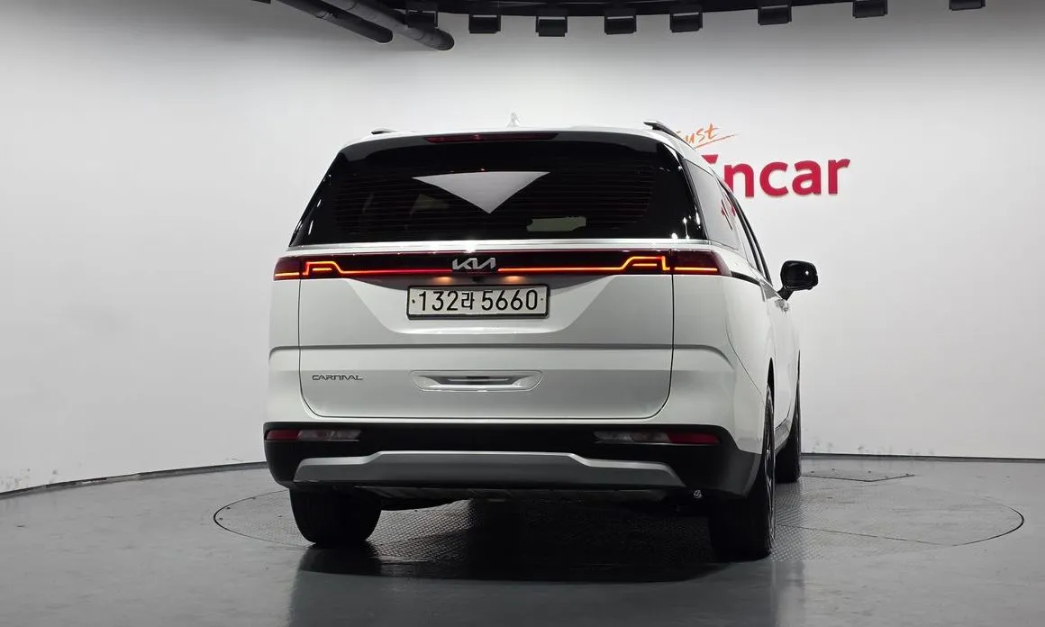 Kia Carnival — фото 2