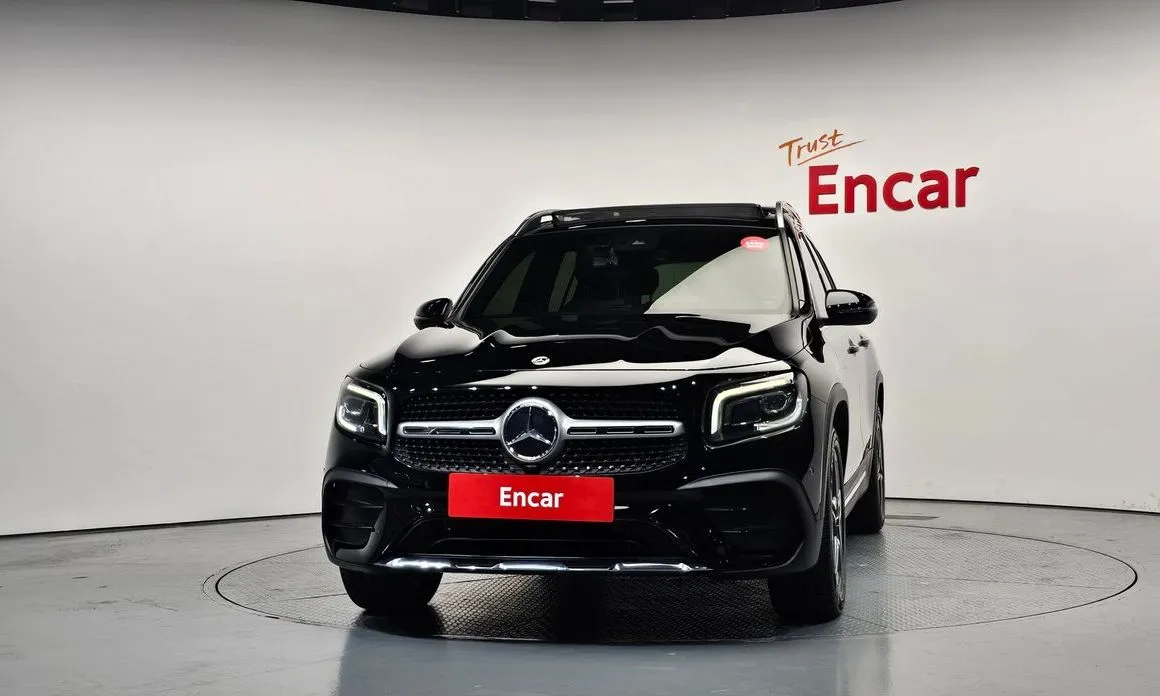 Mercedes-Benz GLB-Class — фото 9