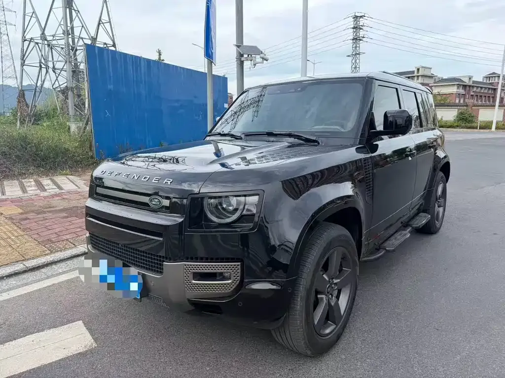 Land Rover Defender — фото 1