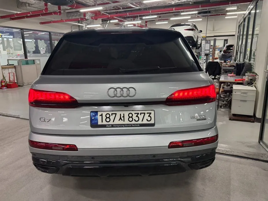 Audi Q7 — фото 3