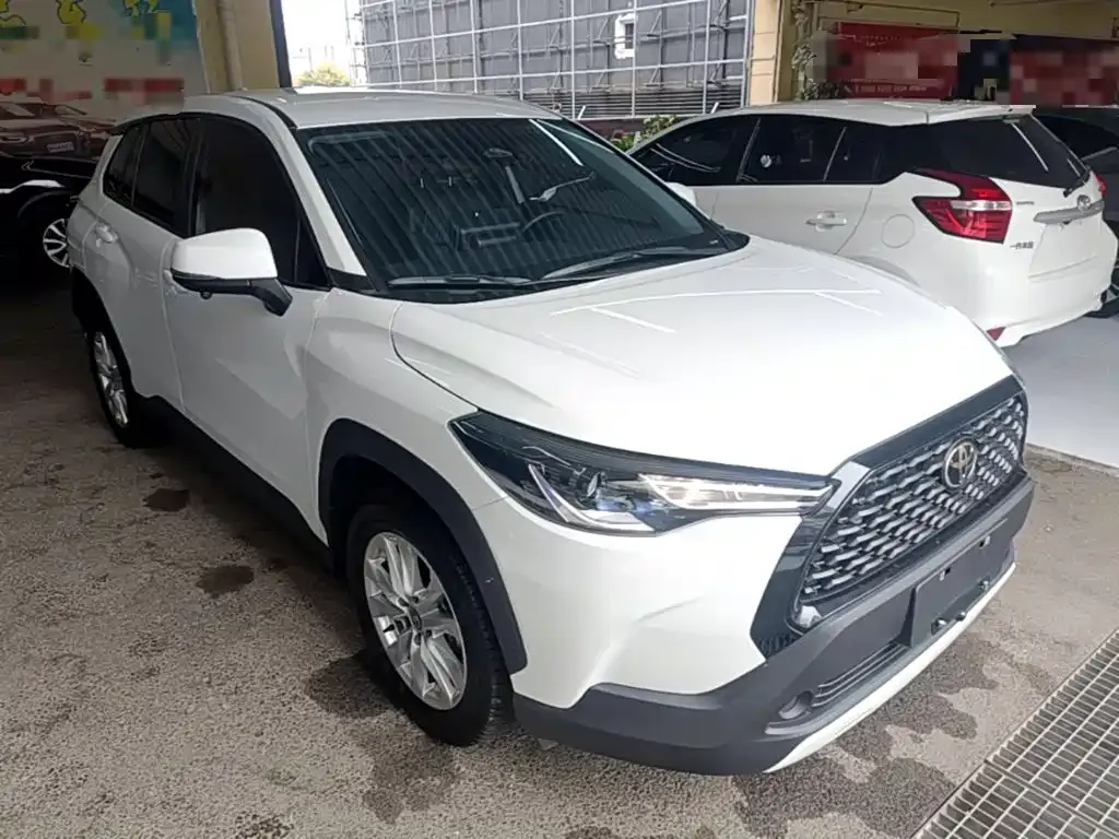 Toyota Corolla Cross — фото 7