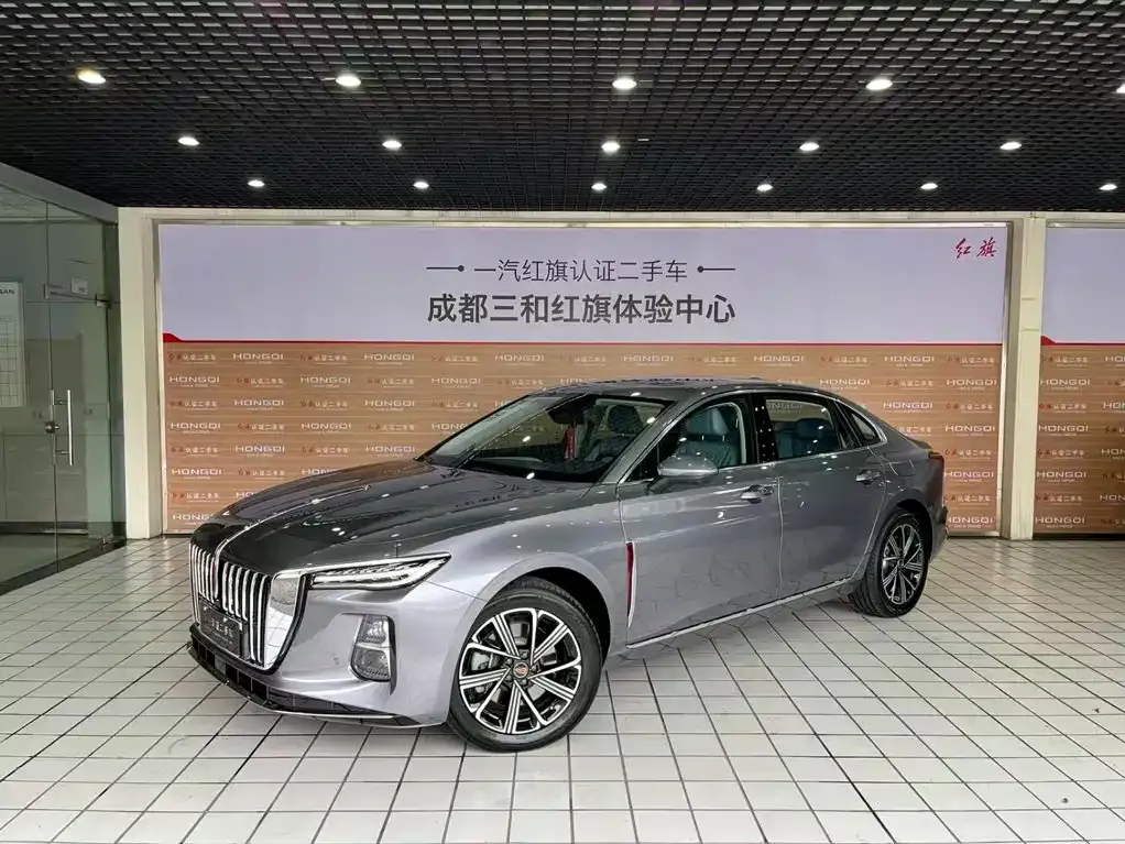 Hongqi H5 PHEV — фото 1