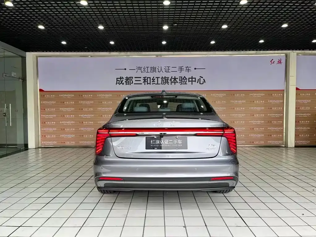 Hongqi H5 PHEV — фото 2