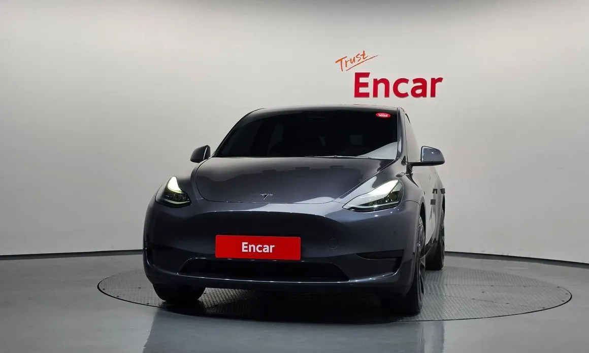 Tesla Model Y — фото 2