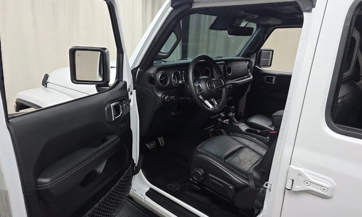 Jeep Wrangler — фото 10
