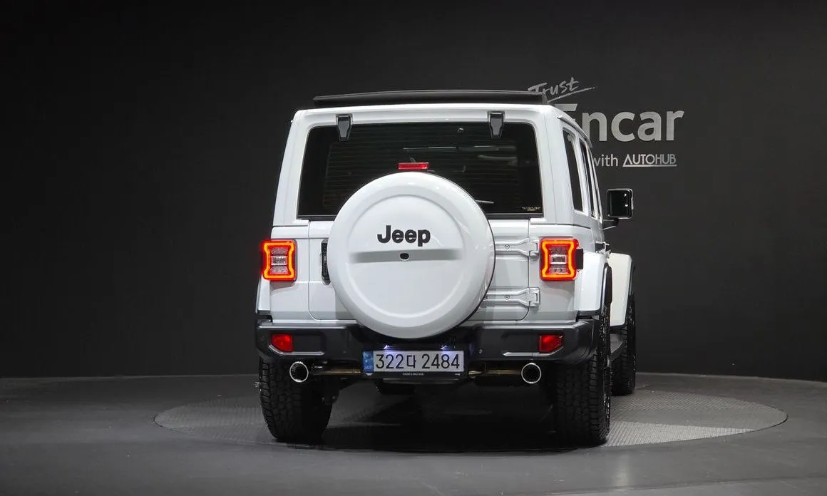 Jeep Wrangler — фото 4