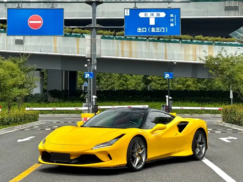 Ferrari F8 — фото 4