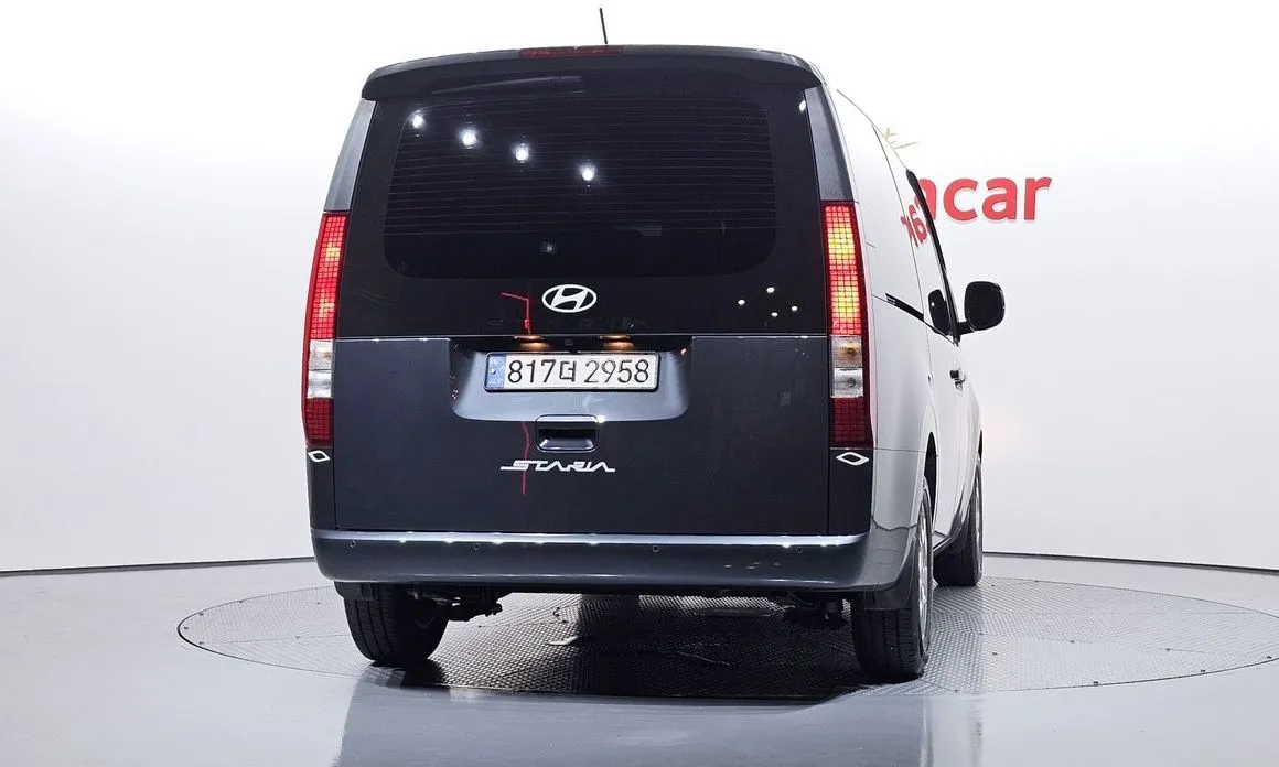 Hyundai Staria — фото 2
