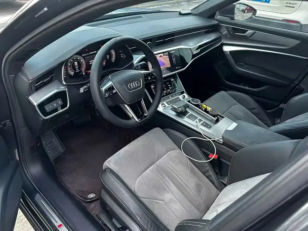 Audi A6L — фото 3
