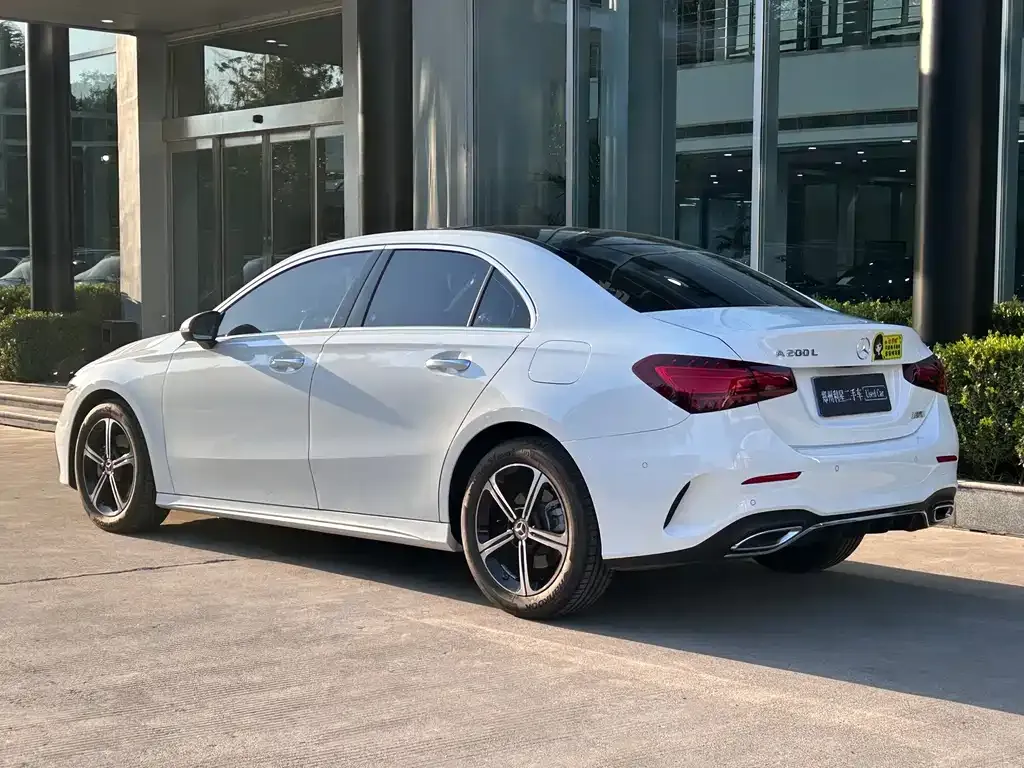 Mercedes-Benz A-Class — фото 6