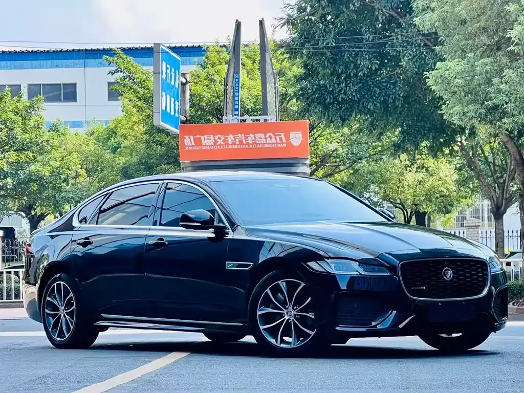 Jaguar XFL — фото 6