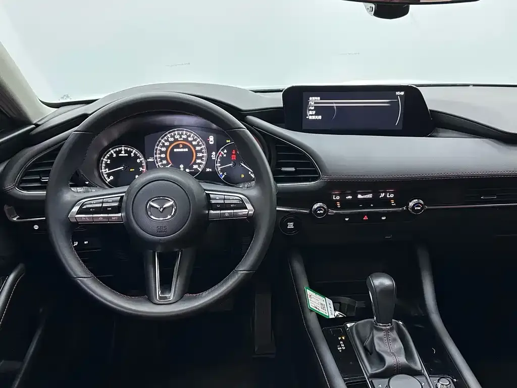 Mazda 3 Axela — фото 10