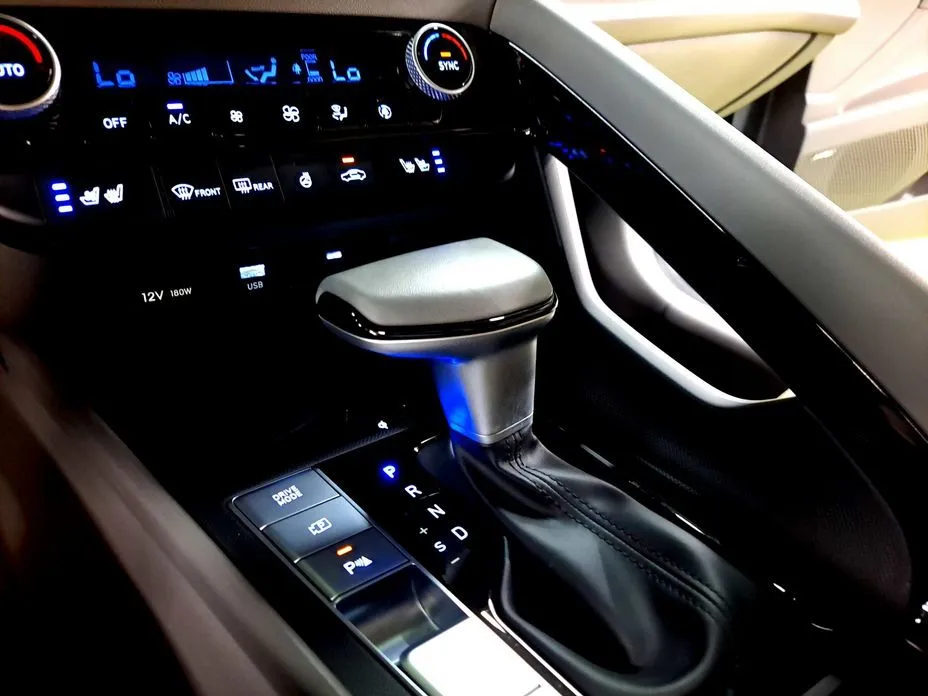 Hyundai AVANTE — фото 6