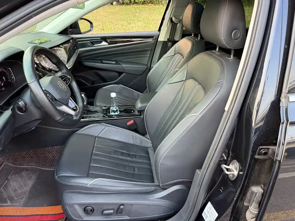 Volkswagen Passat — фото 8
