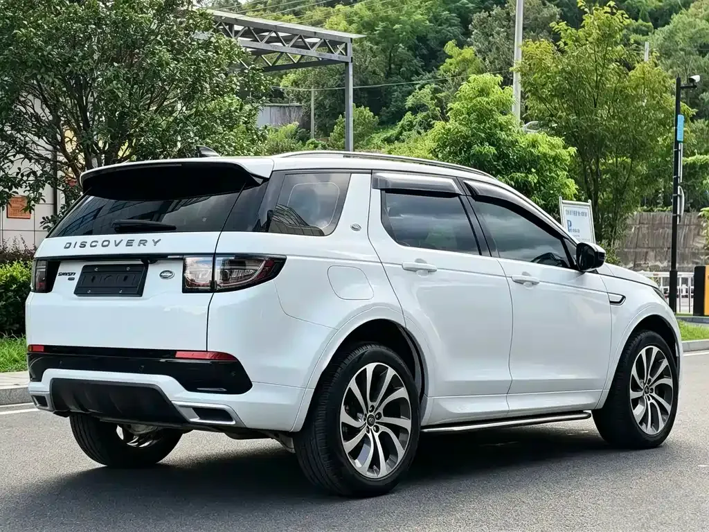 Land Rover Discovery Sport — фото 10