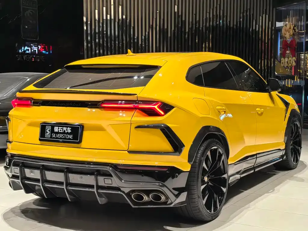Lamborghini Urus — фото 4