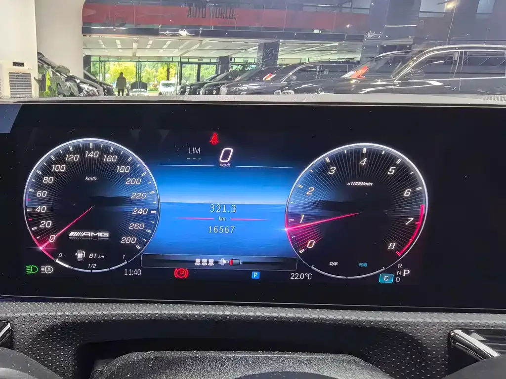 Mercedes-Benz CLA AMG — фото 6