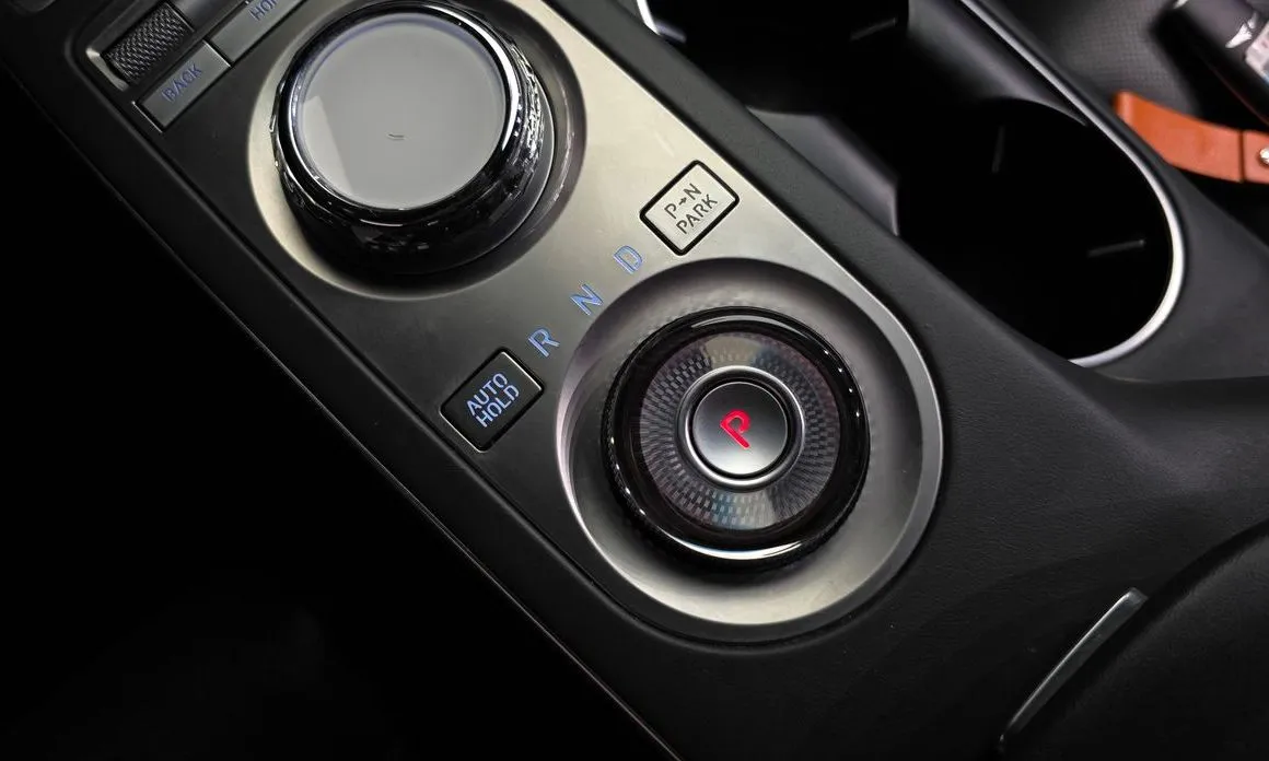 Genesis GV70 — фото 4