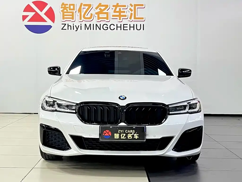 BMW 5 Series — фото 4
