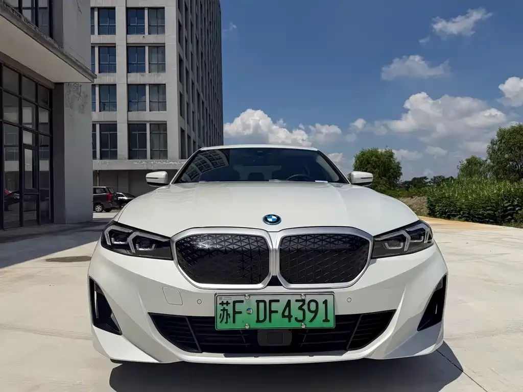 BMW i3 — фото 3