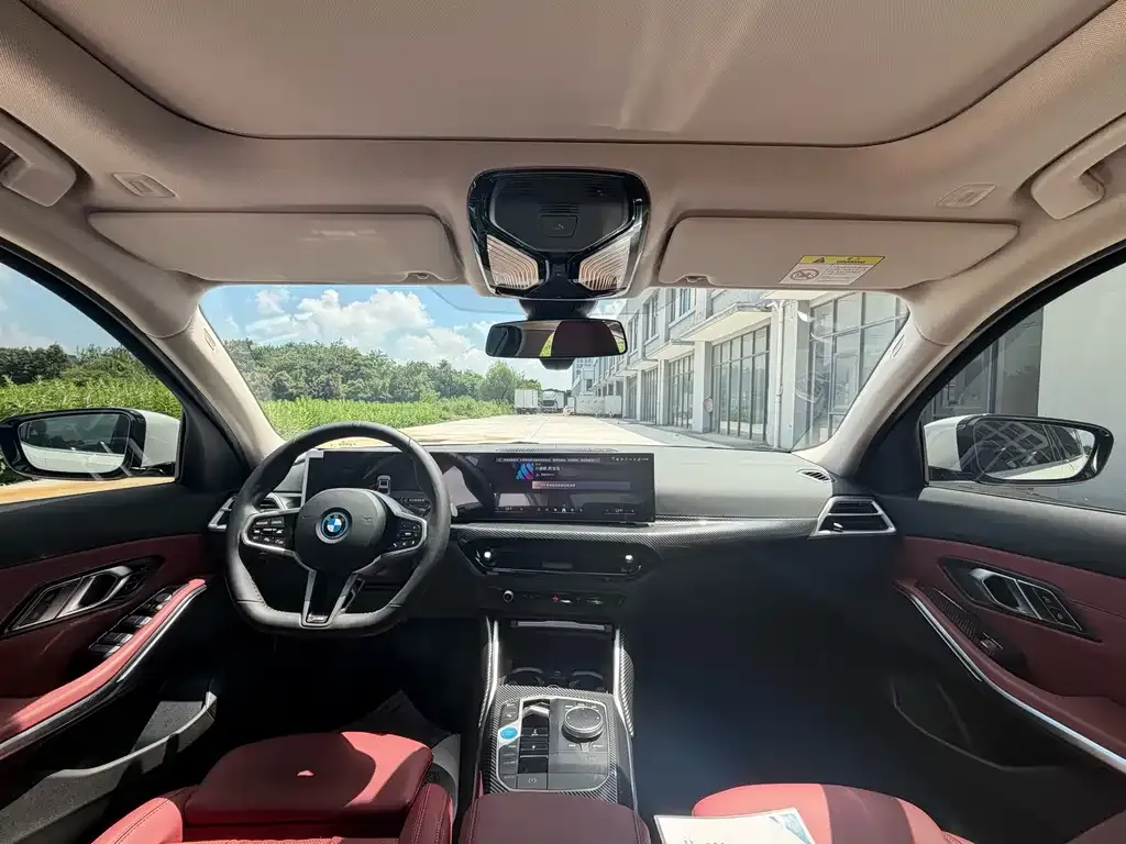 BMW i3 — фото 8