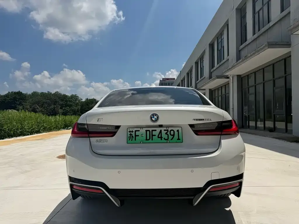 BMW i3 — фото 7