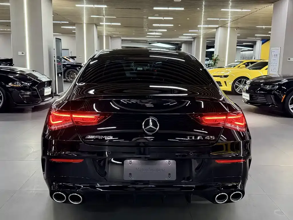 Mercedes-Benz CLA AMG — фото 10