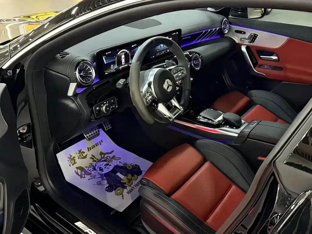 Mercedes-Benz CLA AMG — фото 6