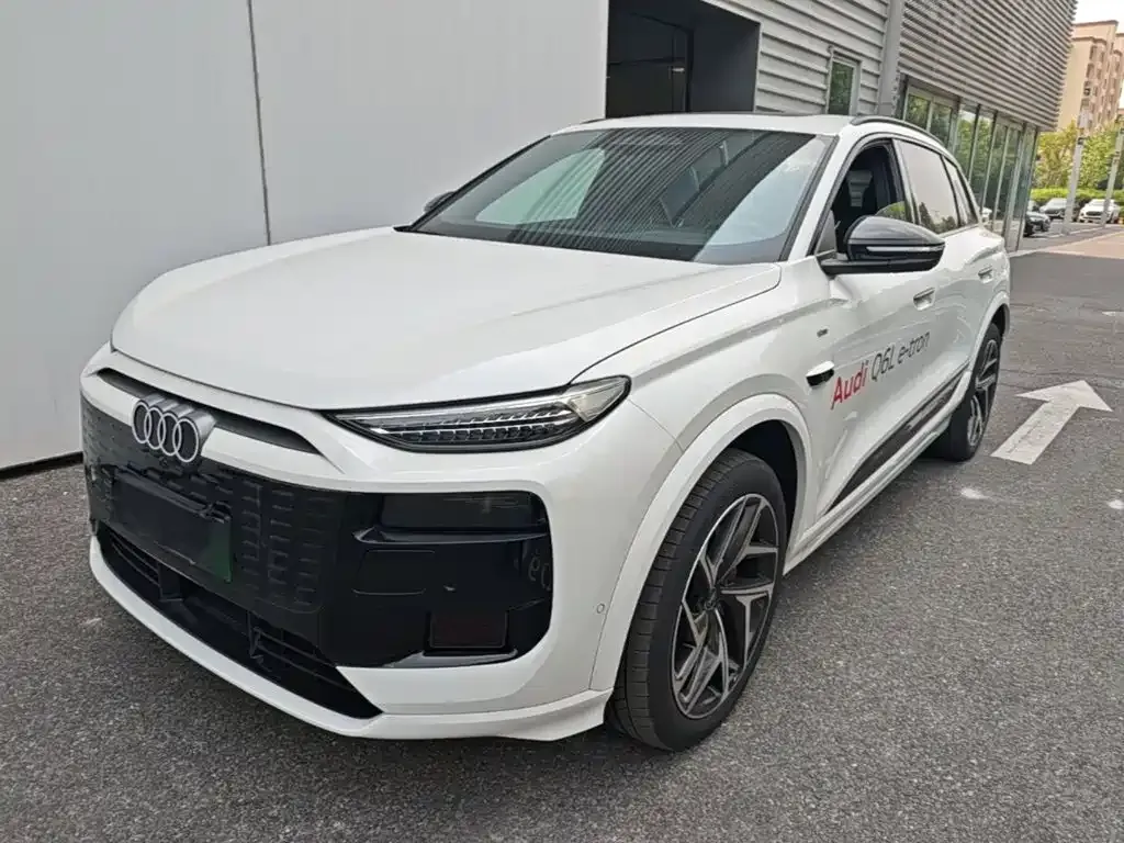Audi Q6L e-tron — фото 9