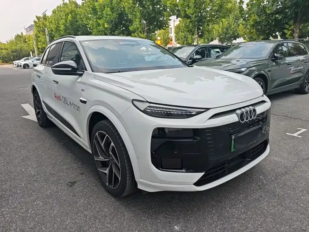 Audi Q6L e-tron — фото 7