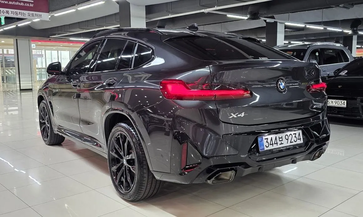 BMW X4 — фото 8