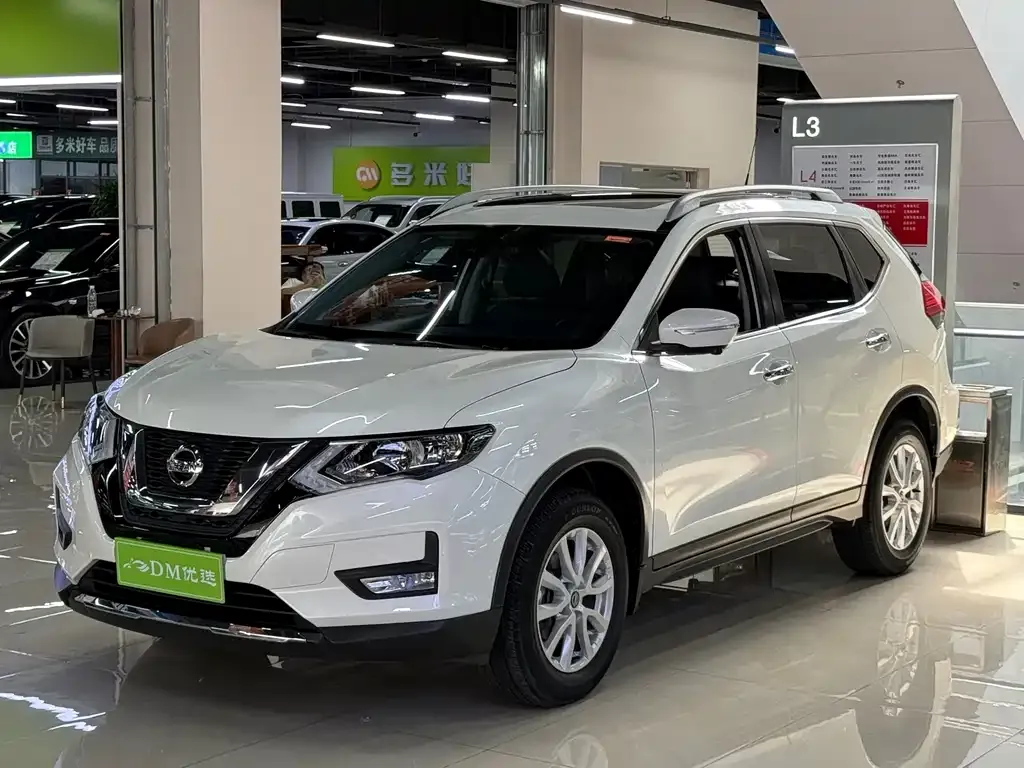 Nissan X-Trail — фото 6