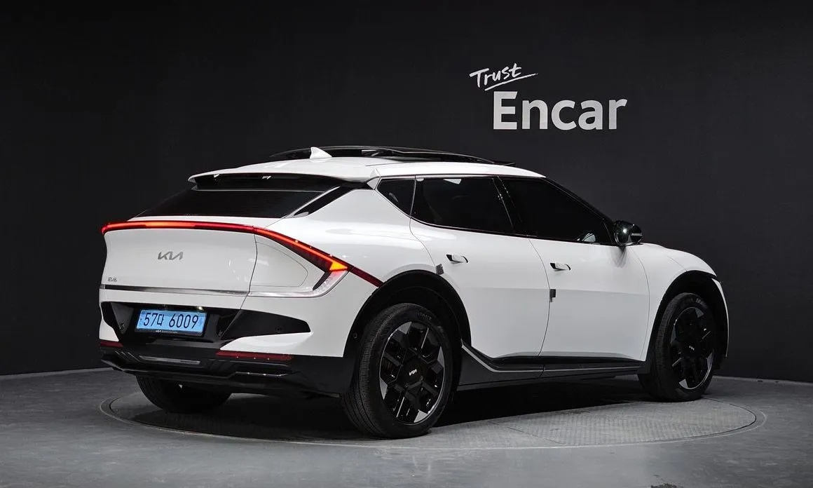 Kia EV6 — фото 2
