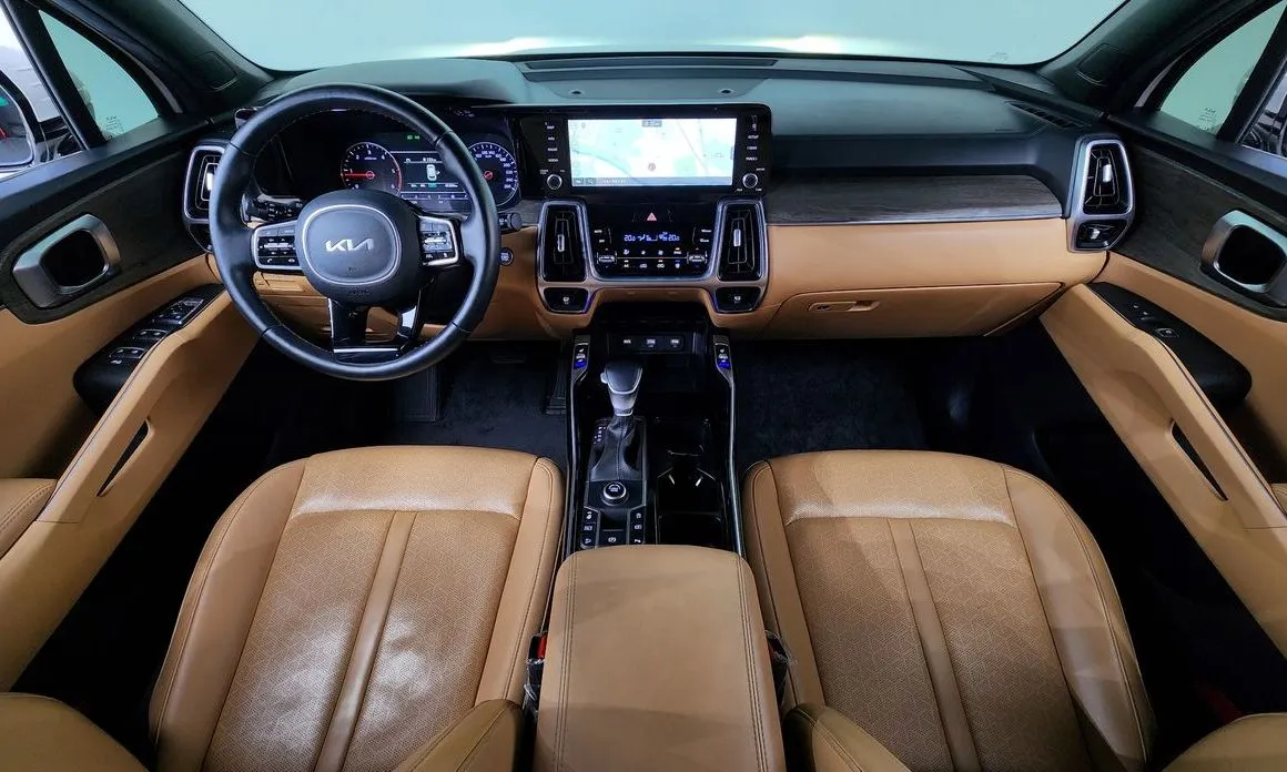 Kia Sorento — фото 10