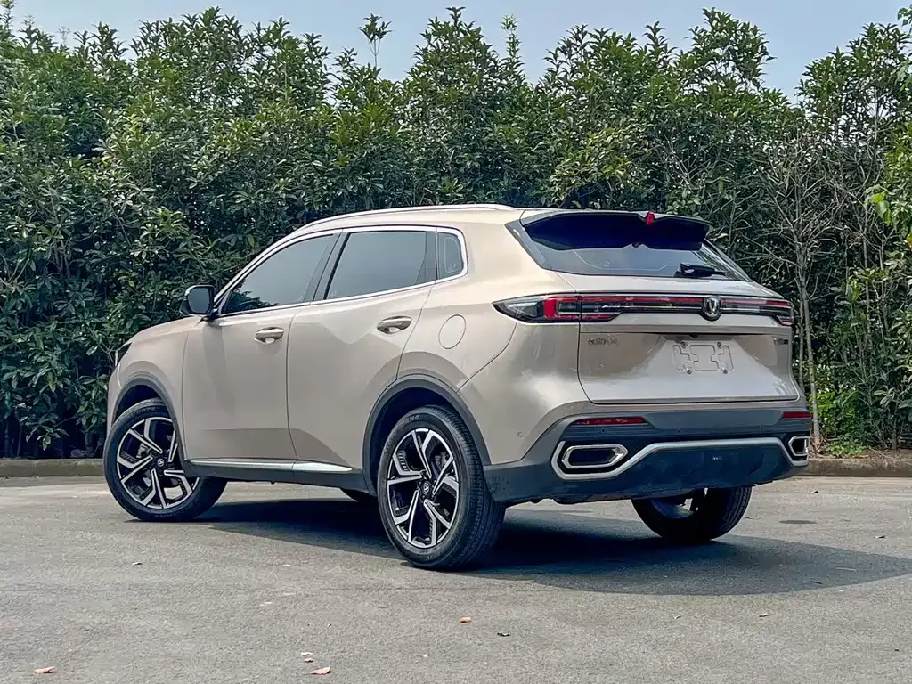 Changan CS55PLUS — фото 8