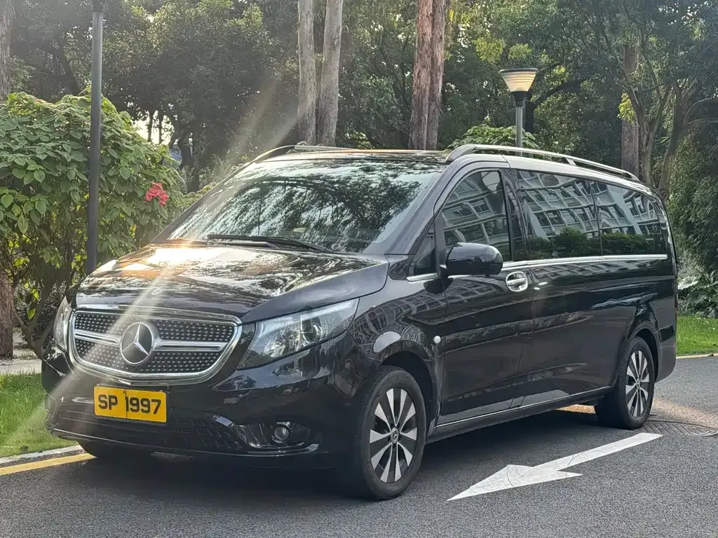 Mercedes-Benz Vito — фото 1
