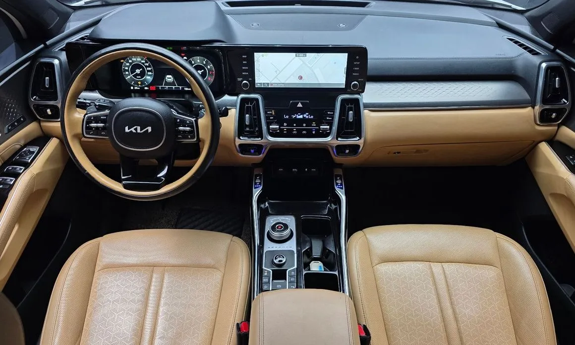 Kia Sorento — фото 10