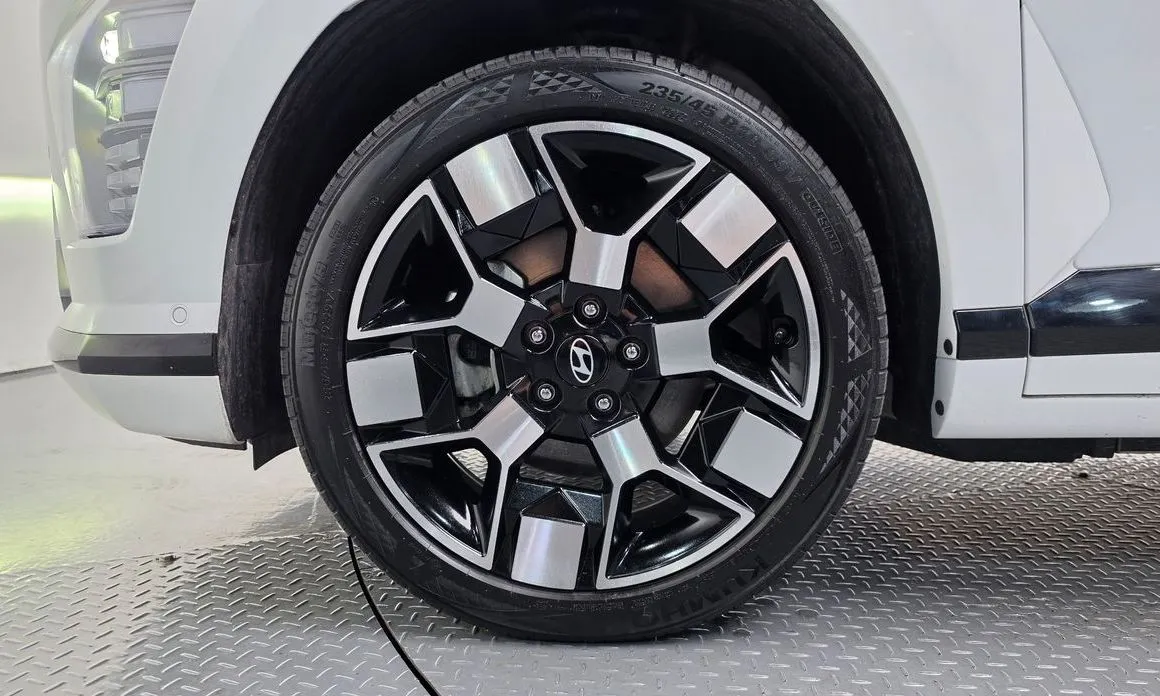 Hyundai Kona — фото 4